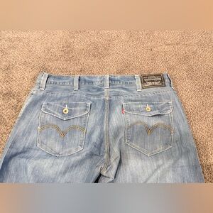 Levi's Light Blue Relaxed Jeans 514